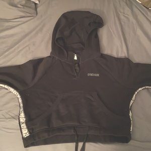 Gym shark cropped hoodie